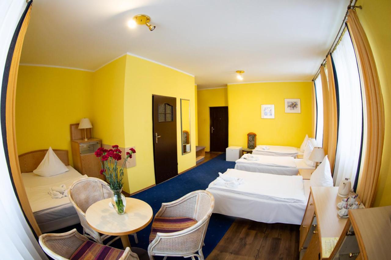 Hotelik Kopernik Lidzbark Warmiński Zimmer foto